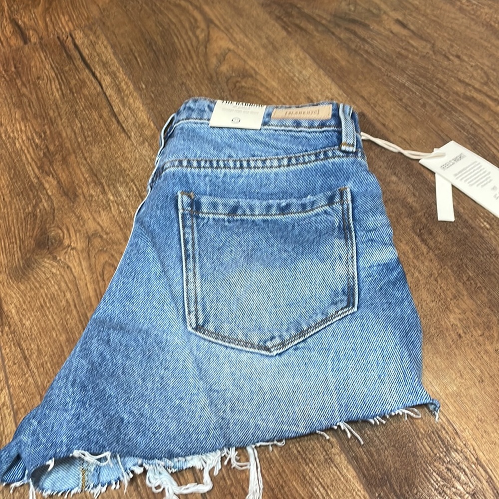 💙💙Blank NYC SHORTS NWT Multiple sizes inseam 3 THE BARROW - Picture 3 of 4